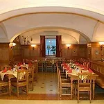 Kandler מלון 3*