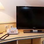 Kandler מלון 3*
